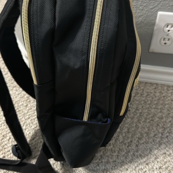 Kenneth Cole Reaction backpack - Picture 7 of 11